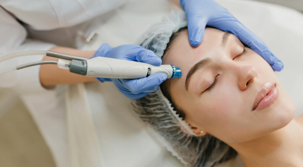 expert facialist